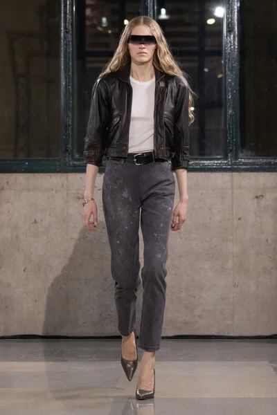 Look 9